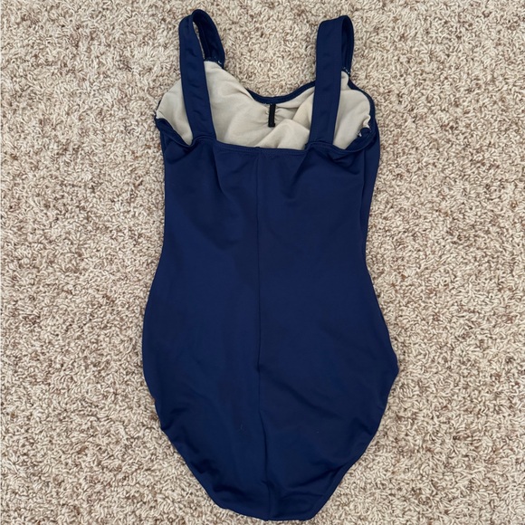SO DANCA Girls Leotard Medium 10/12 - Picture 3 of 4